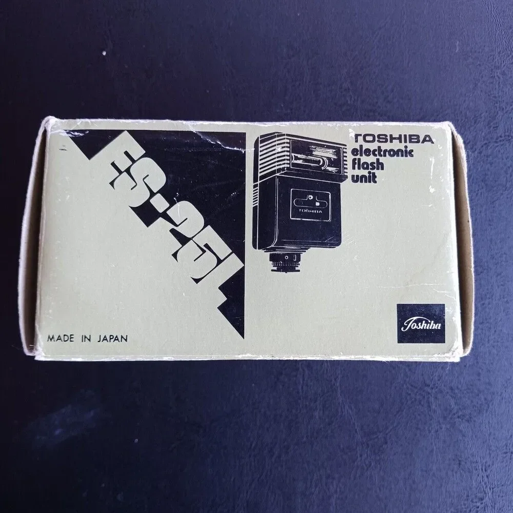 Toshiba Electronic Flash ES-25L With Manual and Original Box Untested